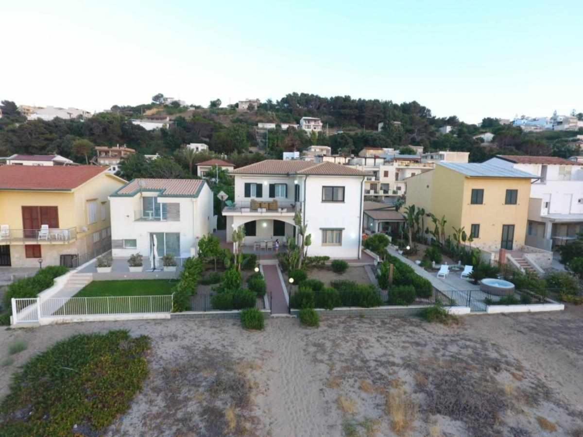 Dune Home Alloggi Sul Mare Alcamo Marina Bagian luar foto