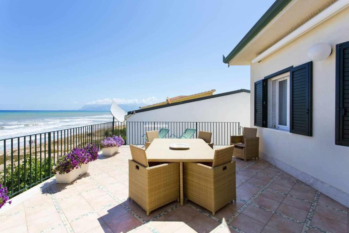 Dune Home Alloggi Sul Mare Alcamo Marina Ruang foto